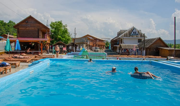 ДАЧА-ТИСА база відпочинку в Солотвино