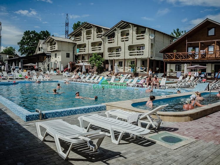 ЛУМІНІЦА база відпочинку Солотвино